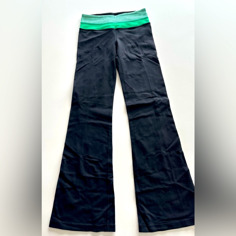 LULULEMON FLARE PANTS